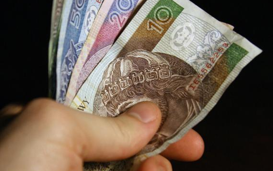 Płace wysoko ponad prognozami