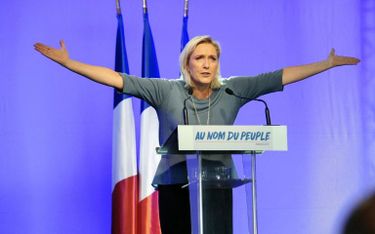 Wśród wyborców w wieku 35–49 lat Le Pen ma takie samo poparcie (43 proc.) jak Macron.