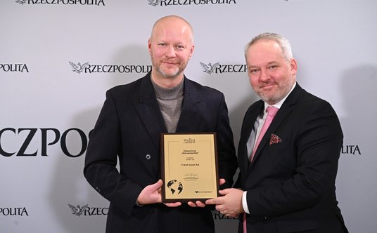 Krzysztof Czaplicki, członek zarządu i współzałożyciel Fresh Inset odebrał nagrodę „Zielony Orzeł Rz