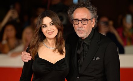 Monica Bellucci i Tim Burton - para roku 2023.