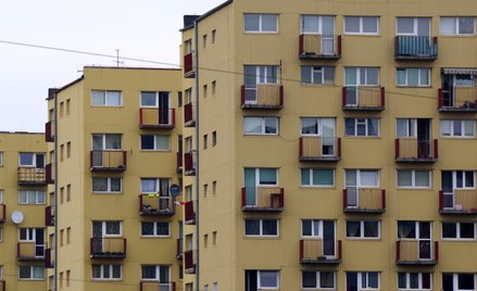 Samorządy chcą zmian w programie "Ciepłe Mieszkanie"