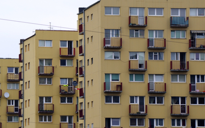 Samorządy chcą zmian w programie "Ciepłe Mieszkanie"