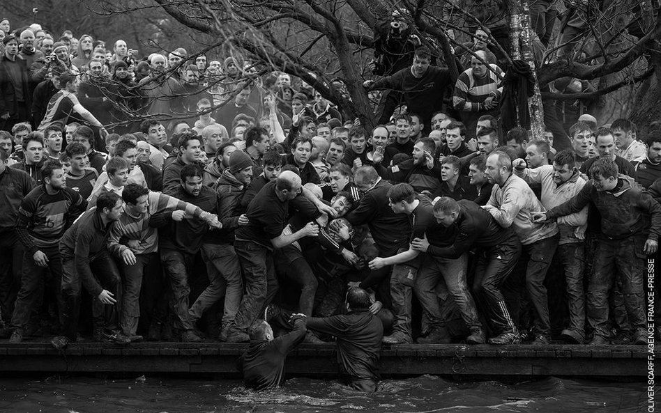 Oliver Scarff, "Royal Shrovetide Football"