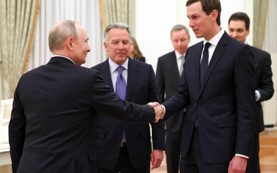 Steve Witkoff i Jared Kushner podczas jednej z wizyt na Kremlu, styczeń 2026