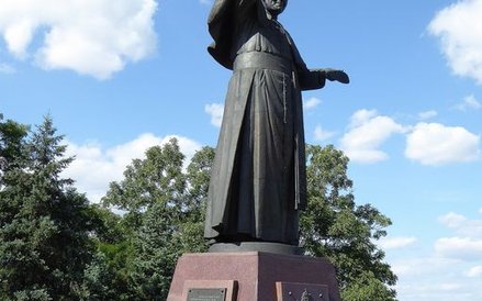 Jan Paweł II błogosławi z Wałów Jasnogórskich.