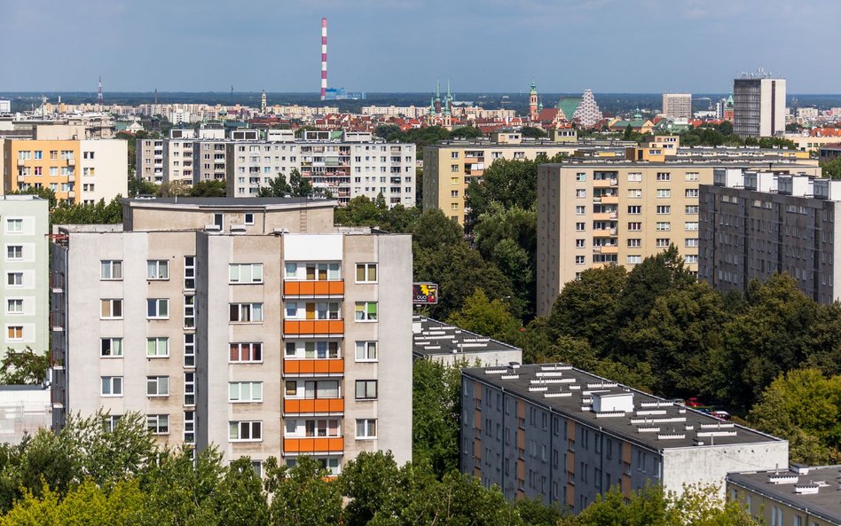 Spółdzielnie mieszkaniowe nie mają pieniędzy na walkę z COVID