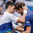 Novak Djoković i Daniił Miedwiediew po meczu