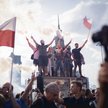 1 sierpnia 2019 r. Godzina „W” – tysiące ludzi w centrum Warszawy