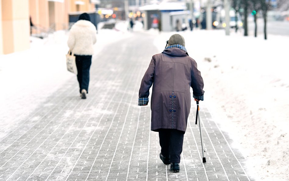 Sąd: staruszka nie musi spłacać kredytu po zmarłym synu. Co zaważyło?