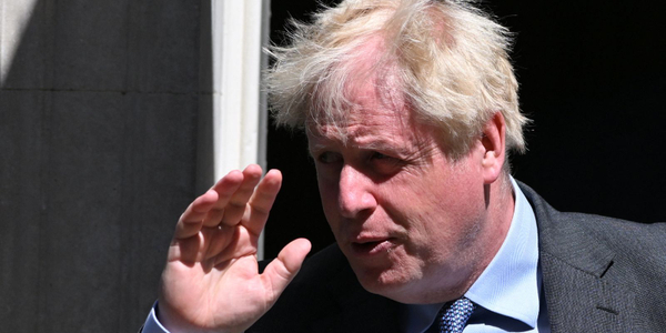 Boris Johnson dzieli irlandzką wyspę. Szczyt czy dno sporu Wielkiej Brytanii z UE?