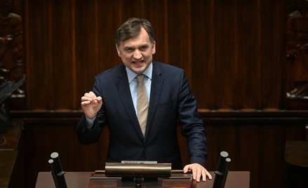 Poseł PiS Zbigniew Ziobro na sali plenarnej Sejmu
