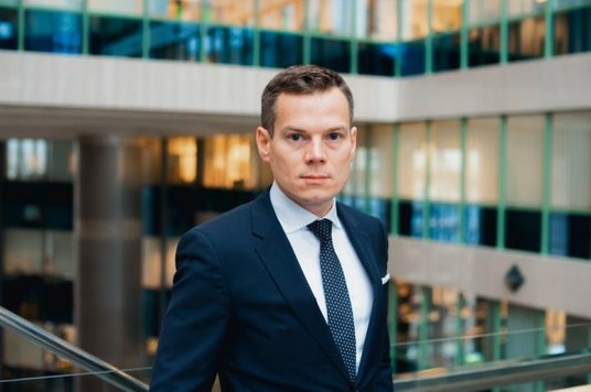 Urząd Komisji Nadzoru Finansowego kierowany przez Jacka Jastrzębskiego chciał nowego uprawnienia dot