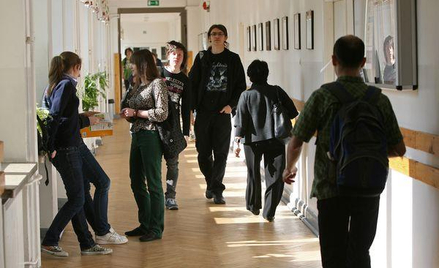 Ministerstwo Edukacji nie informuje o zmianach w liceach, które będą obowiązywać od września
