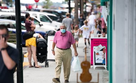 Epidemia koronawirusa: Drugi dzień z rzędu ponad 70 tysięcy nowych zakażeń w USA