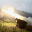 Wieloprowadnicowa wyrzutnia rakiet (MLRS) w czasie ćwiczeń w Korei Południowej