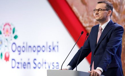 Premier Mateusz Morawiecki wziął udział w uroczystości z okazji "Ogólnopolskiego Dnia Sołtysa" w Łow