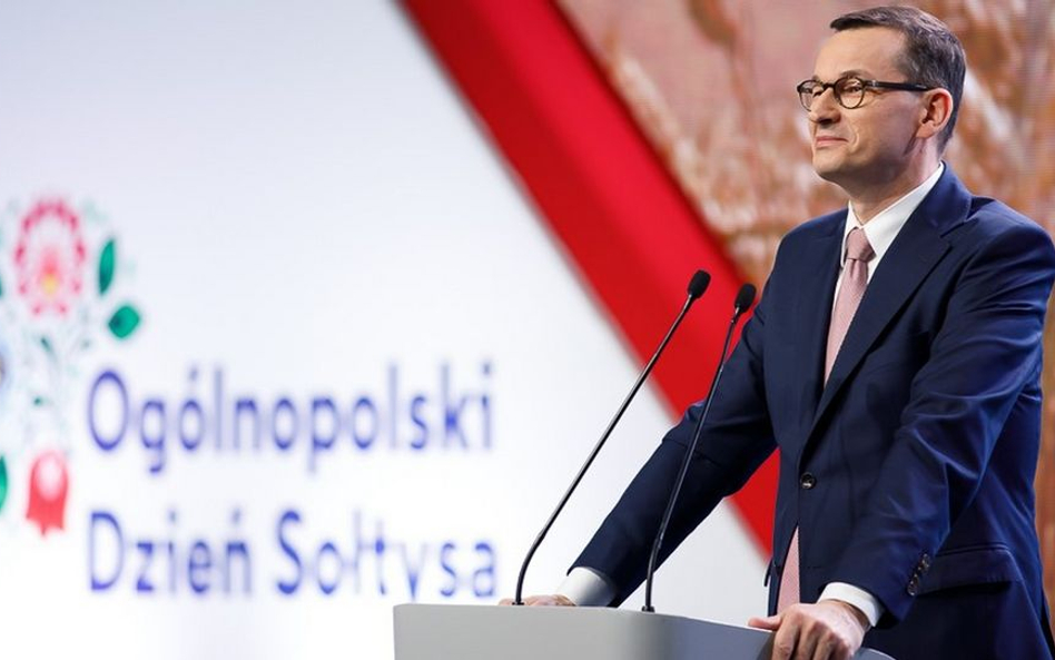 Premier Mateusz Morawiecki wziął udział w uroczystości z okazji "Ogólnopolskiego Dnia Sołtysa" w Łow