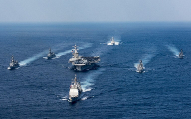 Okręty USA płyną w stronę Półwyspu Koreańskiego
