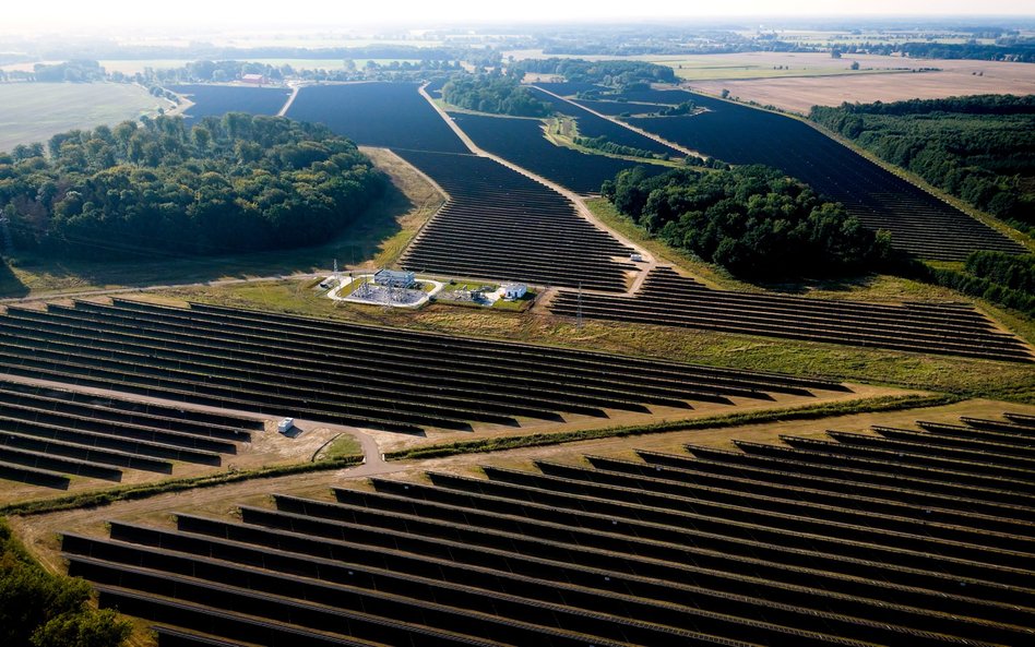 Qair Polska uruchomiła właśnie największą jak dotąd inwestycję - farmę fotowoltaiczną w zachodniopom