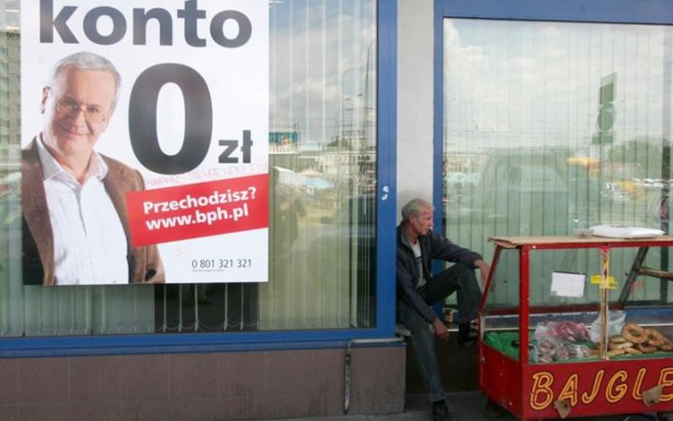 Opłaty bankowe są kosztem