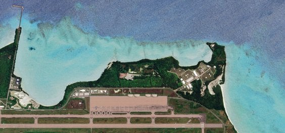 Baza wojskowa i lotnisko na wyspie Diego Garcia (archipelag Czagos)