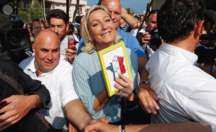 Idolka: Marine na kongresie młodzieżówki Frontu Narodowego, wrzesień 2014 r.