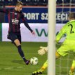 Węgier Adam Gyurcso strzelił w meczu z Wisłą cztery bramki dla Pogonii Szczecin.