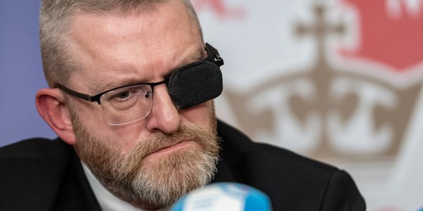 Parlament Europejski: Grzegorz Braun bez immunitetu