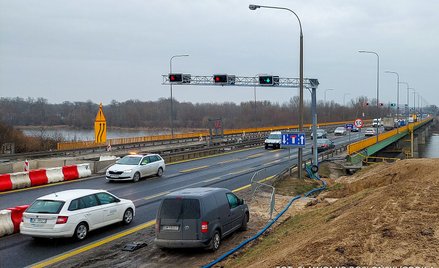 Mostem na Wiśle na trasie S7 pojedziemy tylko jedną nitką