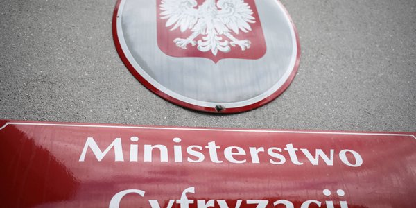 From October, Poles will be able to file complaints about AI systems