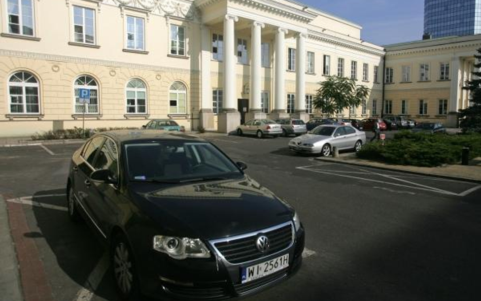 Spór na najwyższym szczeblu władzy