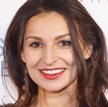 Martyna Majok (ur. w 1985 r.) do USA wyjechała z matką jako pięciolatka. Studiowała w Chicago i Yale
