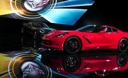 Chevrolet corvette ctingray ma przyciągnąć do salonów młodszych klientów