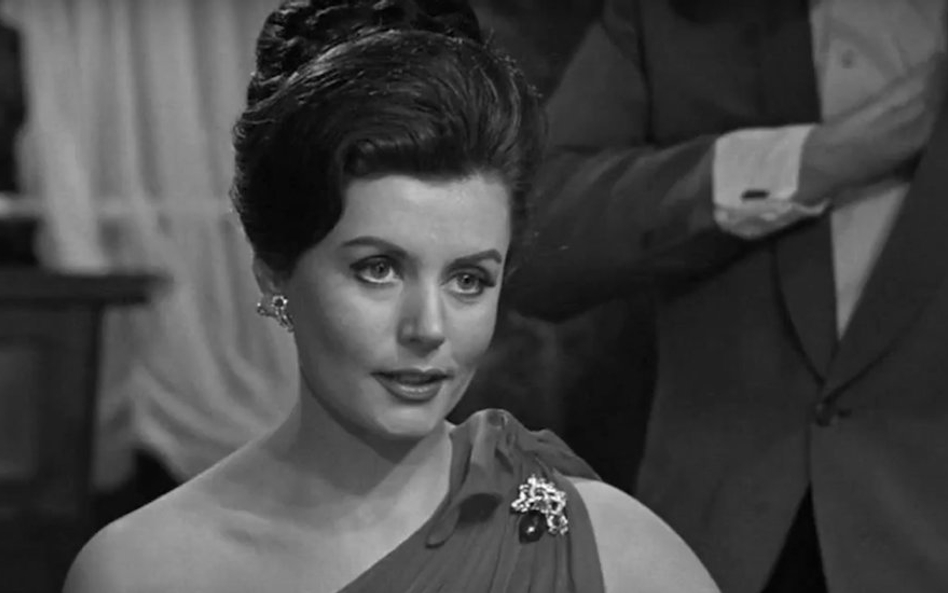 Eunice Gayson (kadr z filmu "Dr No")