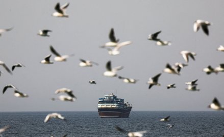 Iran ostrzega przed próbami przeprawy przez Cieśninę Ormuz