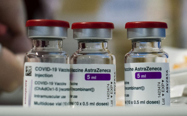Austria wstrzymuje podawanie partii szczepionek AstraZeneki
