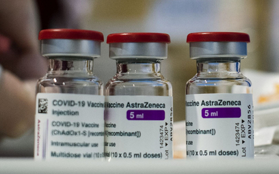 Austria wstrzymuje podawanie partii szczepionek AstraZeneki
