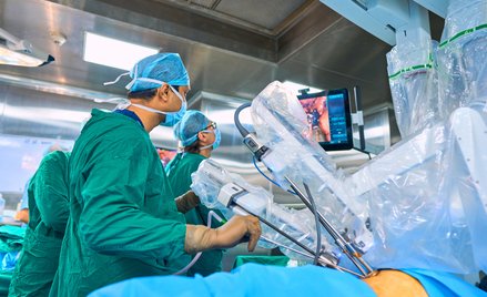 Synektik kontynuuje efektowny wzrost