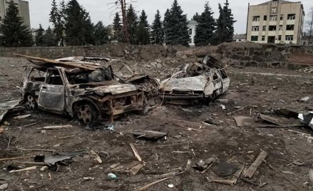 Zniszczenia po rosyjskich nalotach na miasto
