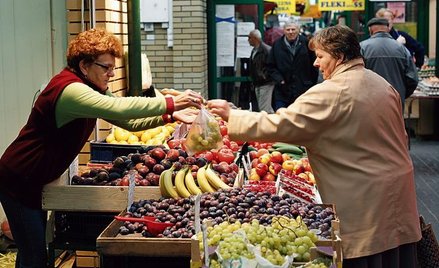 Chcąc uzyskać zgodę pracownika na potrącenie kwoty niedoboru, pracodawca powinien ustalić jej wysoko