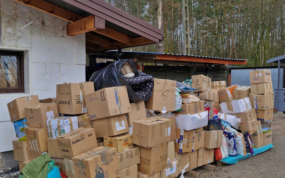 Łącznie zebrano niemal 2,4 tony darów, nie wliczając dwóch palet zebranych przez Centrum Ursynów.