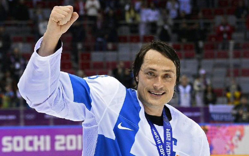 Fin Teemu Selänne zdobył brązowy medal olimpijski w hokeju w wieku prawie 44 lat