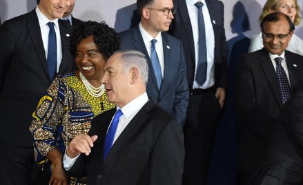 Netanjahu w Warszawie: Polacy pomagali Niemcom zabijać Żydów