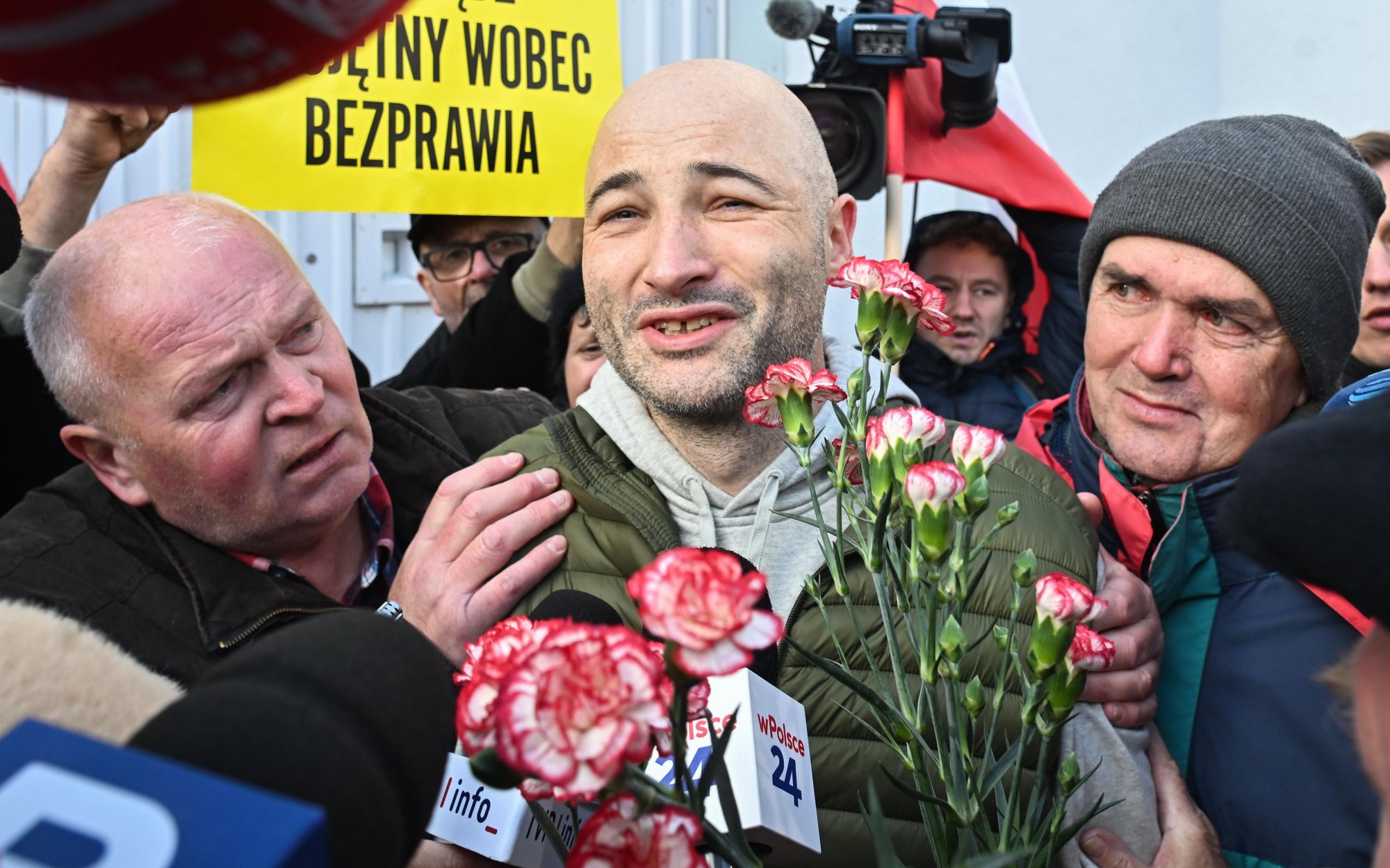 Pożyczki dla rodziców i handel skarpetkami. Na co wydawał pieniądze ksiądz Michał Olszewski