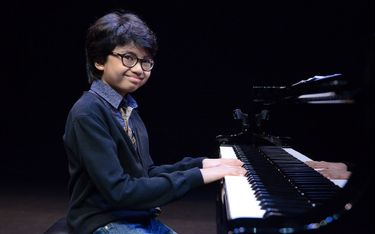 Czy młody pianista z Bali będzie sensacją Grammy
