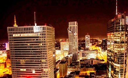 Warszawa biurami stoi