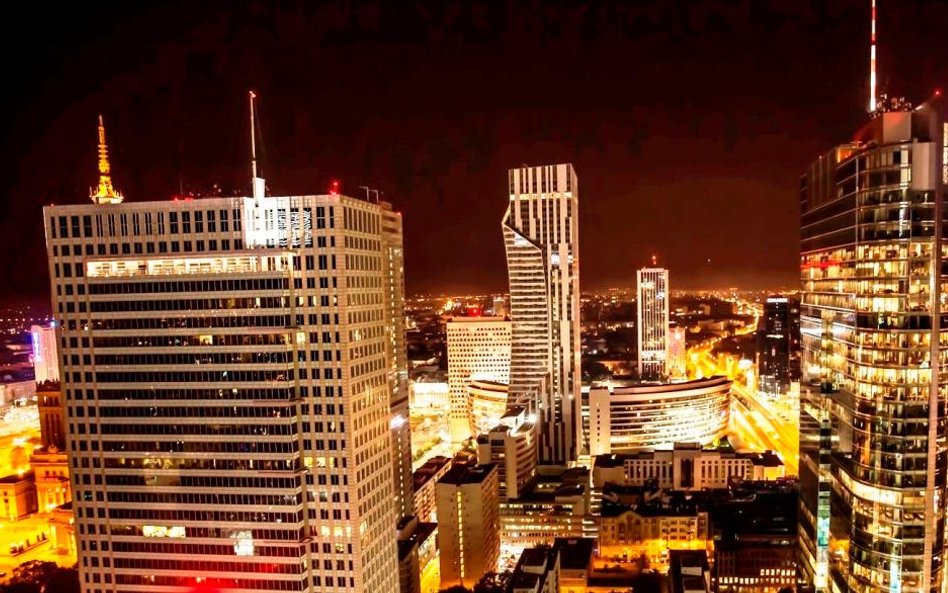 Warszawa biurami stoi
