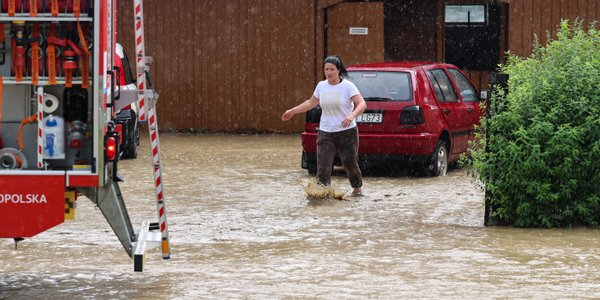 Powódź błyskawiczna w Małopolsce. Woda zalała Biały Dunajec