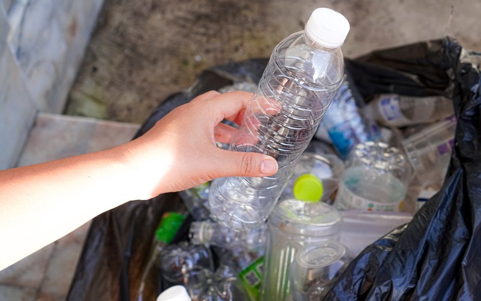 Naukowcy przetworzyli trzy rodzaje plastiku w wodór o czystości ponad 90 proc.