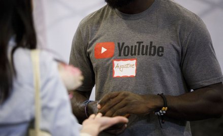 YouTube usuwa z serwisu więcej niż jeden film na sekundę